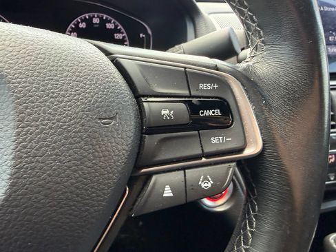 Used 2022 Honda Accord Sport image 13
