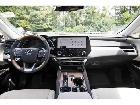Used 2024 Lexus RX 350 w/ Technology Package AWD/4WD image 7