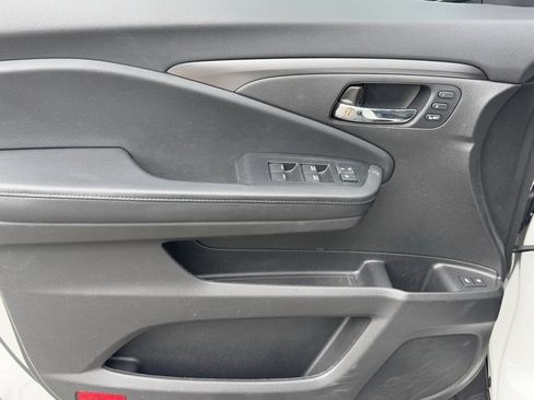 Used 2022 Honda Pilot EX-L image 12