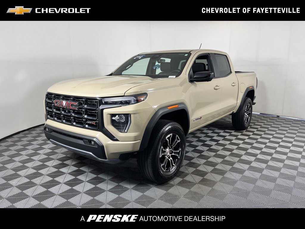 Certified 2023 GMC Canyon AT4 w/ AT4 Premium Package AWD/4WD image 1