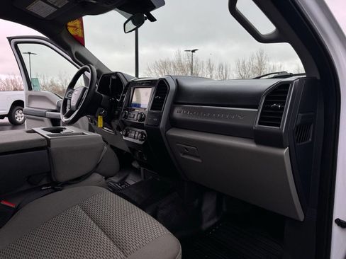 Used 2022 Ford F350 XLT image 35