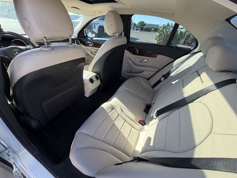 Used 2018 Mercedes-Benz C 300 Sedan image 18
