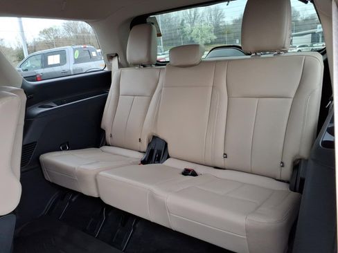 Certified 2022 Ford Expedition XLT image 13