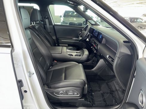 Used 2026 Hyundai Palisade Calligraphy FWD image 10