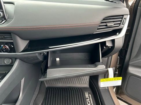New 2026 Nissan Rogue SV w/ Rock Creek Premium Package image 32