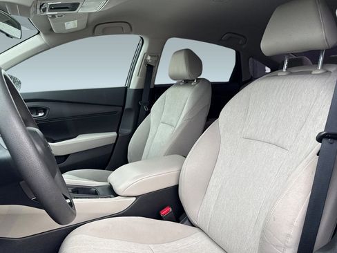 Used 2023 Honda Accord LX image 5