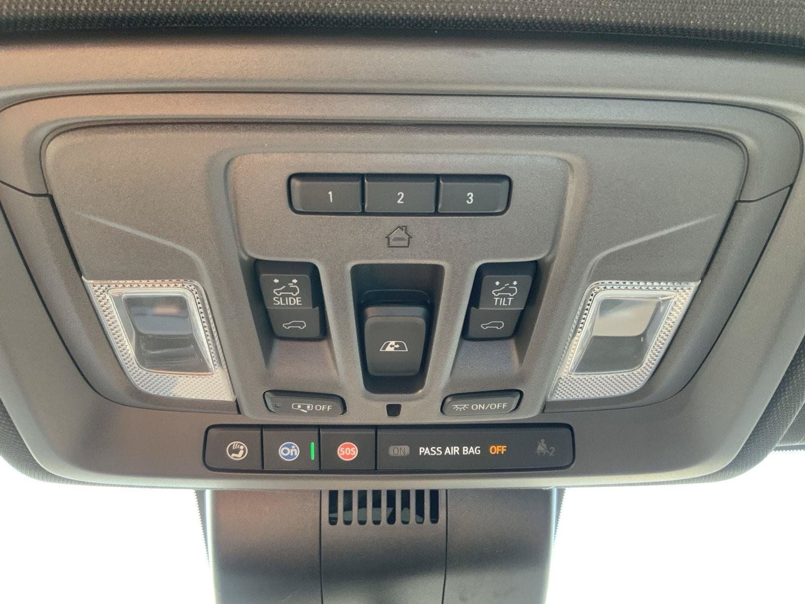 Used 2025 Chevrolet Silverado 3500 LTZ w/ LTZ Plus Package AWD/4WD image 47