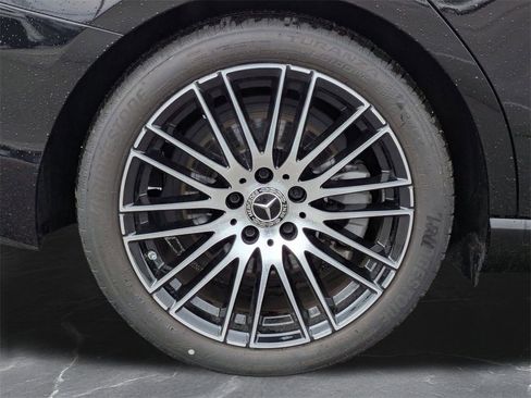 Used 2024 Mercedes-Benz C 300 4MATIC Sedan image 38