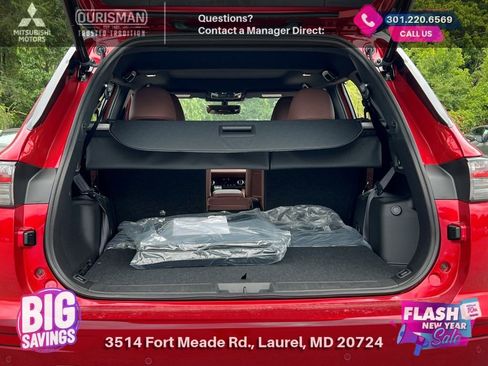 New 2025 Mitsubishi Outlander SEL image 11