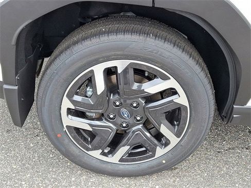 New 2025 Subaru Forester Premium image 7