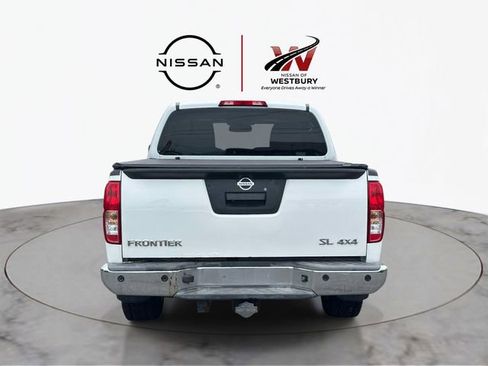 Used 2013 Nissan Frontier SL w/ Moonroof Pkg AWD/4WD image 5