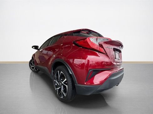 Used 2019 Toyota C-HR XLE image 6