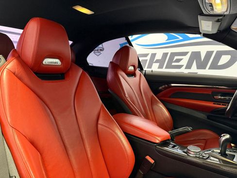 Used 2015 BMW M4 Convertible w/ Executive Package image 22