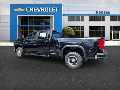 New 2026 Chevrolet Silverado 3500 LT w/ All Star Edition AWD/4WD image 3