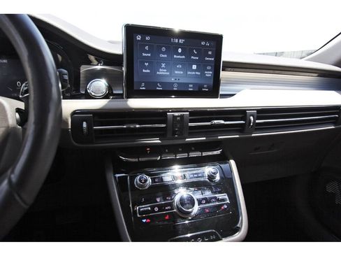 Used 2020 Lincoln Corsair FWD w/ Premium Package image 21