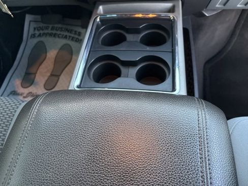 Used 2014 Ford F250 XLT w/ XLT Premium Package image 11