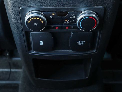 Used 2020 Ford Explorer Limited image 21