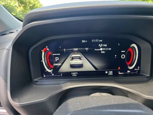 Used 2023 Nissan Rogue SV w/ SV Premium B Package FWD image 9