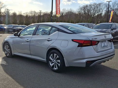 Used 2023 Nissan Altima 2.5 S image 4