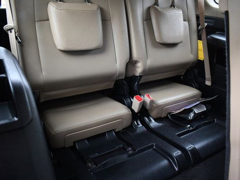 Certified 2023 Toyota 4Runner SR5 Premium image 30