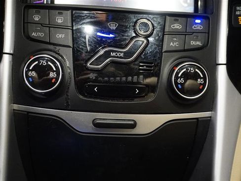 Used 2011 Hyundai Sonata Limited image 16