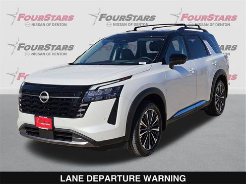 New 2026 Nissan Pathfinder Platinum image 9