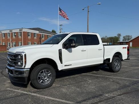 New 2025 Ford F250 Lariat w/ Lariat Ultimate Package image 4