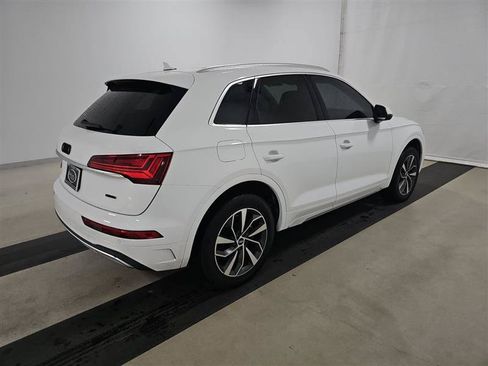Used 2021 Audi Q5 2.0T Premium w/ Convenience Package AWD/4WD image 5