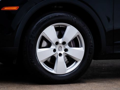 Used 2019 Porsche Cayenne AWD/4WD image 4