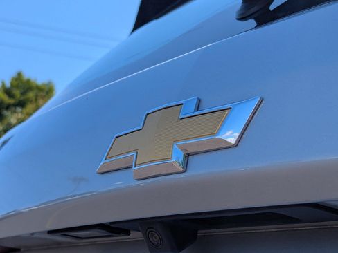 Used 2018 Chevrolet Equinox LS AWD/4WD image 27
