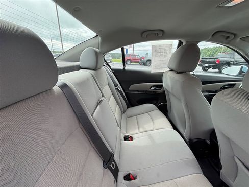 Used 2012 Chevrolet Cruze Eco image 16