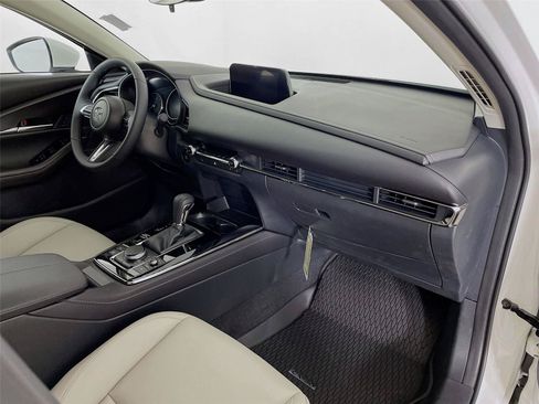 Used 2025 MAZDA CX-30 AWD 2.5 S w/ Preferred Package image 30