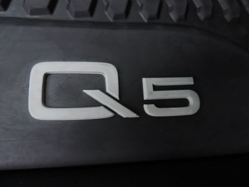 Used 2022 Audi Q5 2.0T Premium w/ Convenience Package AWD/4WD image 24