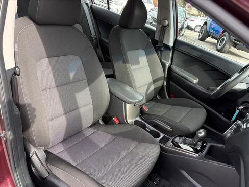 Used 2018 Kia Forte LX image 14