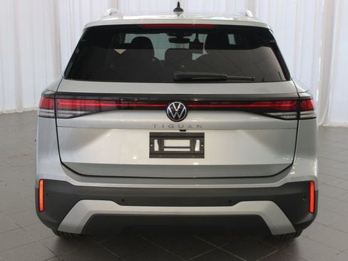 New 2025 Volkswagen Tiguan S image 9