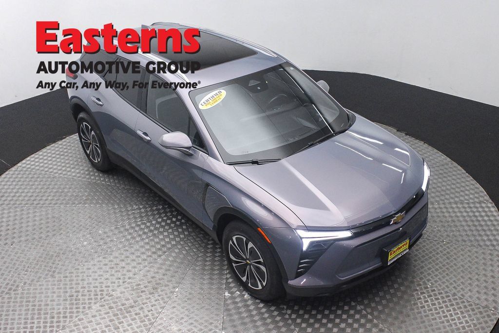 Used 2024 Chevrolet Blazer EV LT AWD/4WD image 3