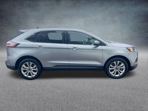 Used 2024 Ford Edge Titanium image 33