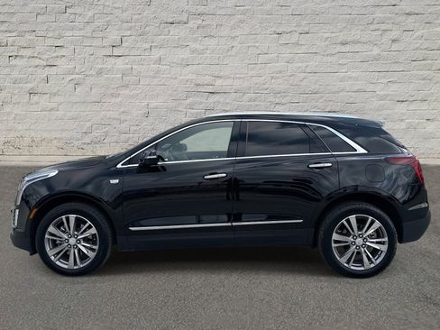 Certified 2025 Cadillac XT5 Premium Luxury image 2
