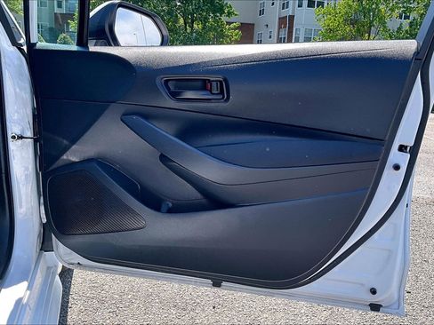 Used 2024 Toyota Corolla LE FWD image 22