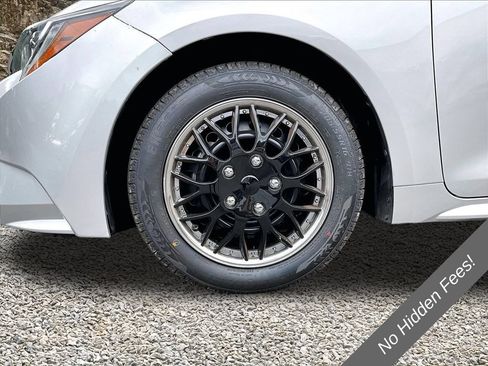 Used 2021 Toyota Corolla LE FWD image 9