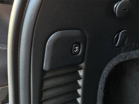 Used 2020 Jeep Grand Cherokee Trackhawk image 37