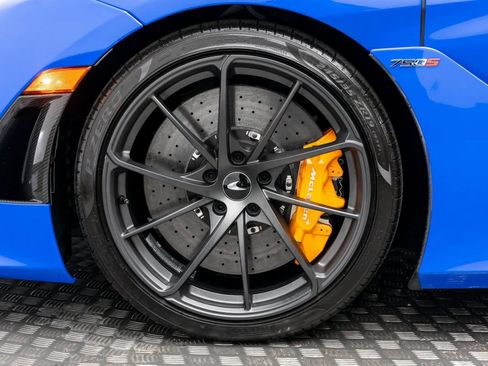 Used 2024 McLaren 750S Spider image 8