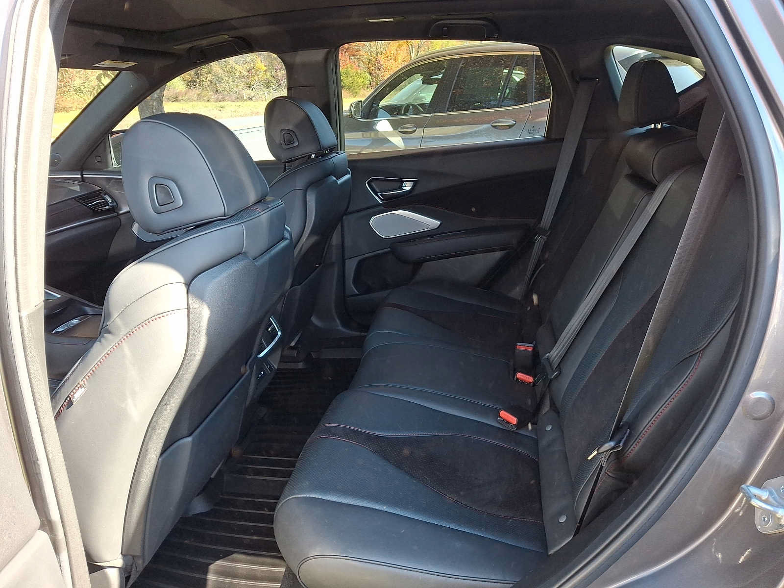 Used 2023 Acura RDX w/ Advance Package AWD/4WD image 11