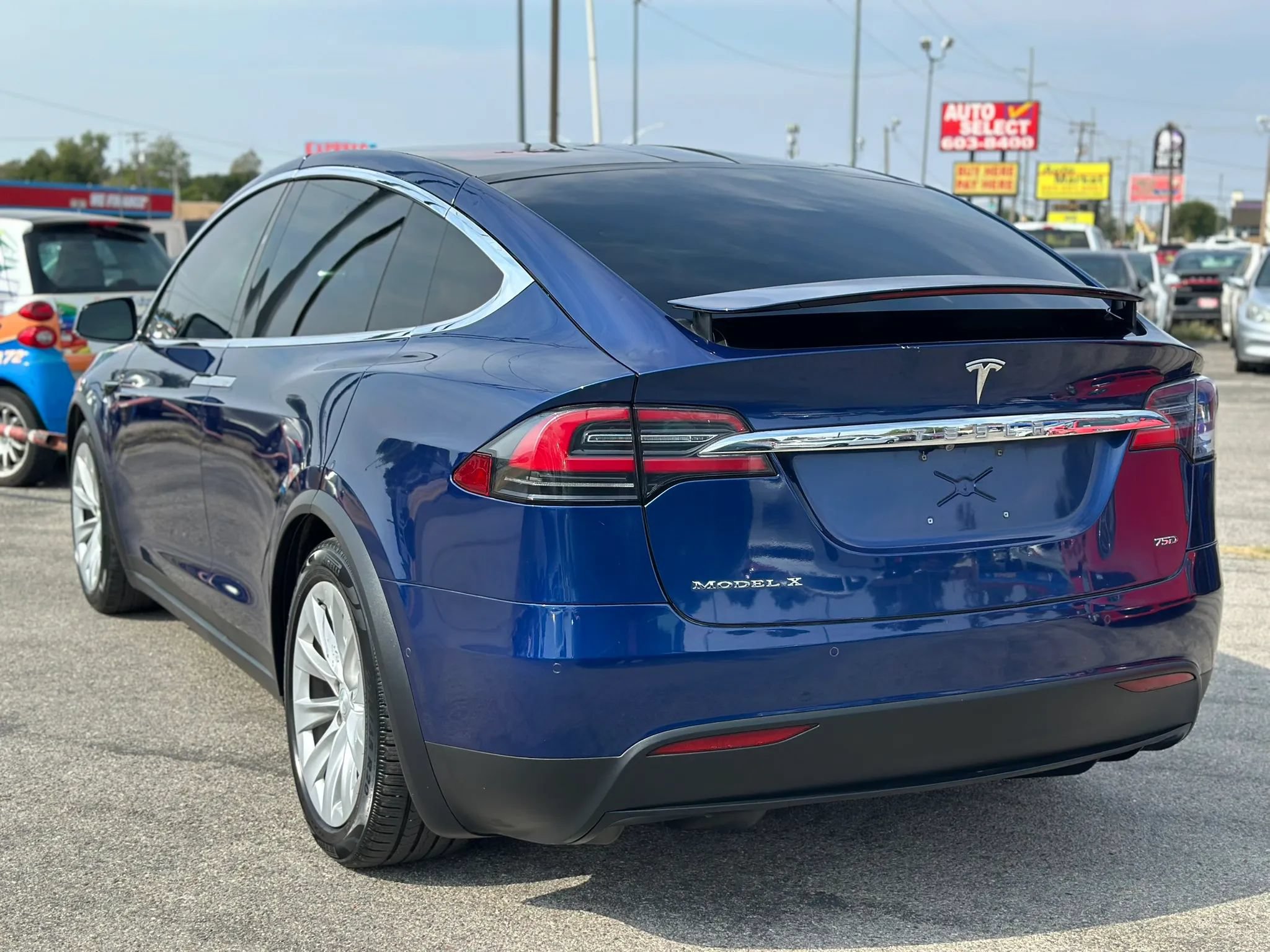 Used 2017 Tesla Model X 75D AWD/4WD image 14