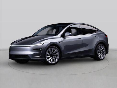 Used 2026 Tesla Model Y AWD image 1