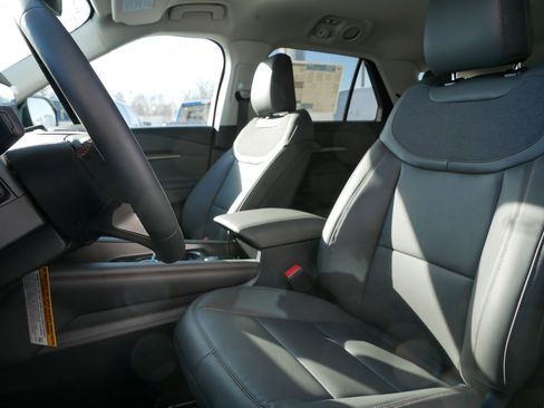 New 2026 Ford Explorer Active w/ Active Comfort Package image 5