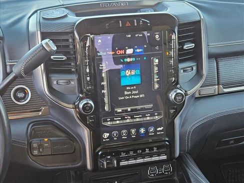 Used 2019 RAM 3500 Limited w/ Max Tow Package image 10