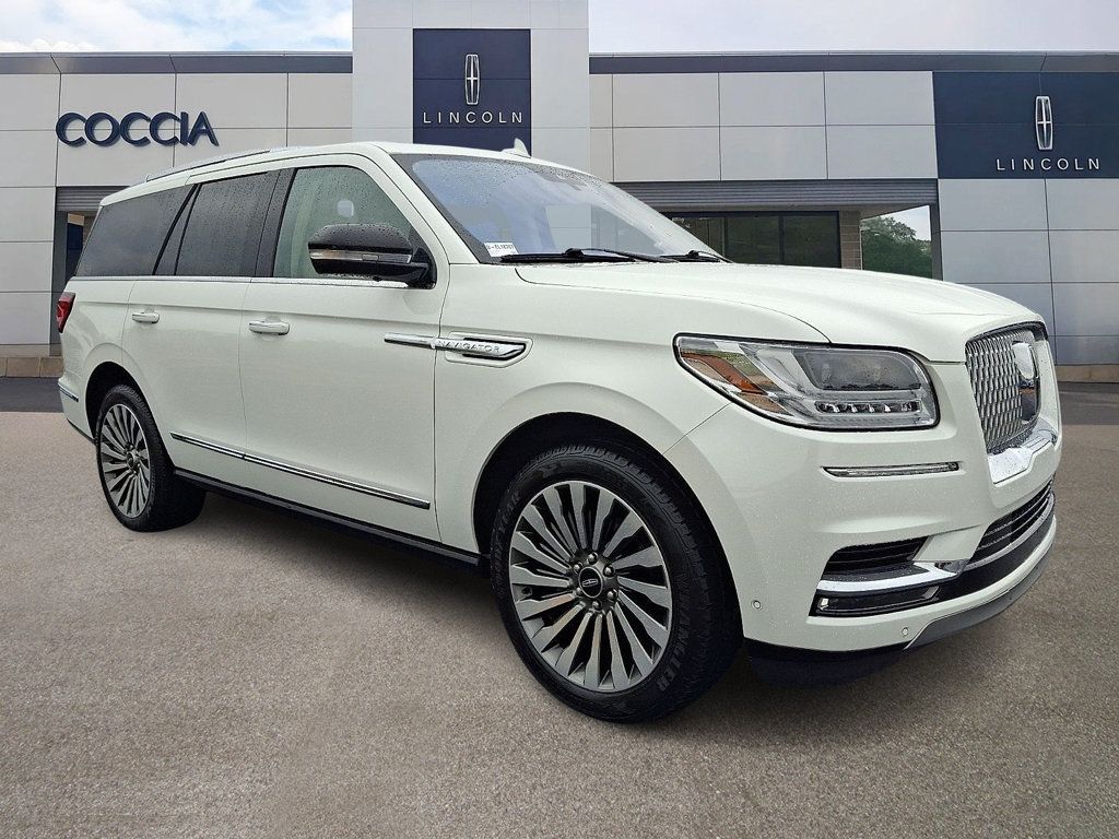 Certified 2020 Lincoln Navigator Reserve w/ Equipment Group 201A Reserve AWD/4WD image 3