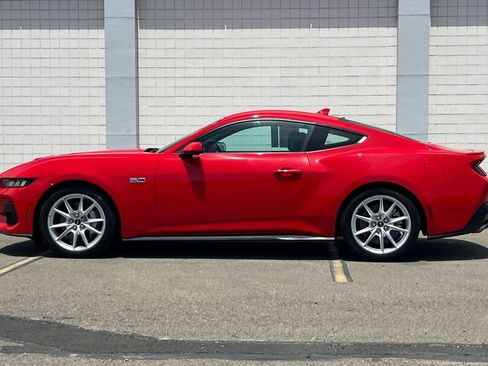 Used 2024 Ford Mustang GT Premium RWD image 9