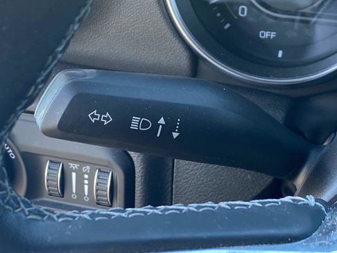 Certified 2022 Jeep Wrangler Unlimited Sahara w/ Cold Weather Group image 21